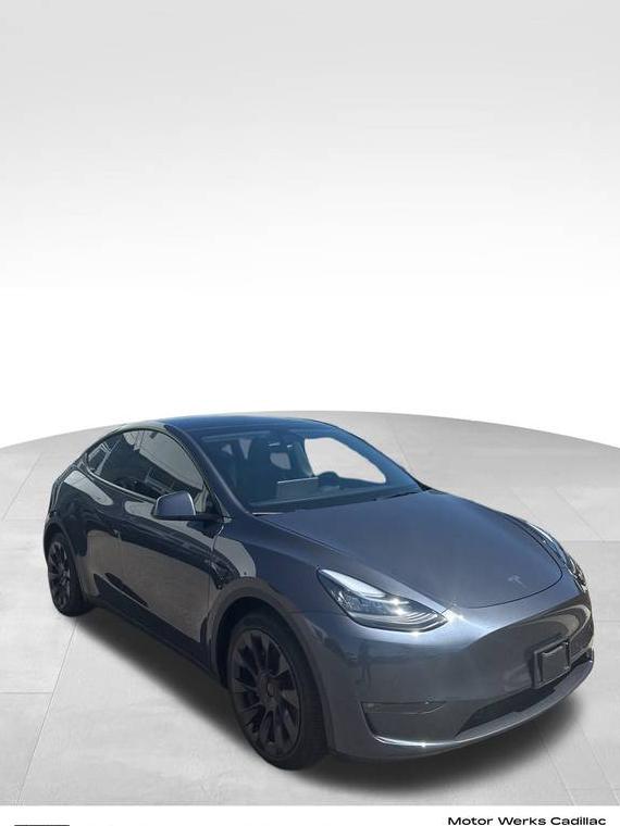 TESLA MODEL Y 2022 7SAYGAEE3NF312947 image